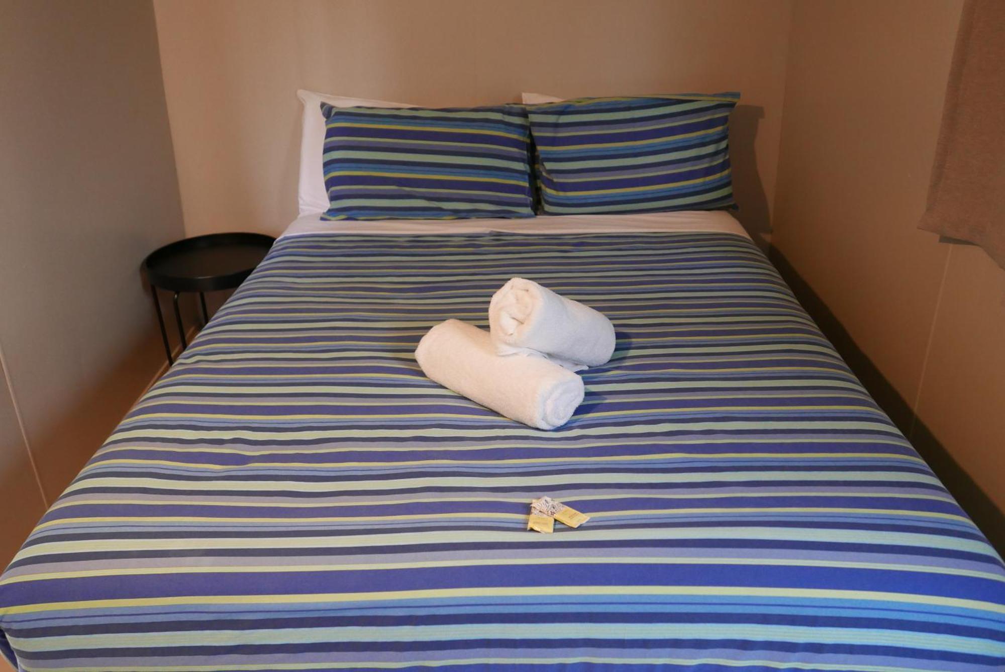 Ahipara Holiday Park Værelse billede